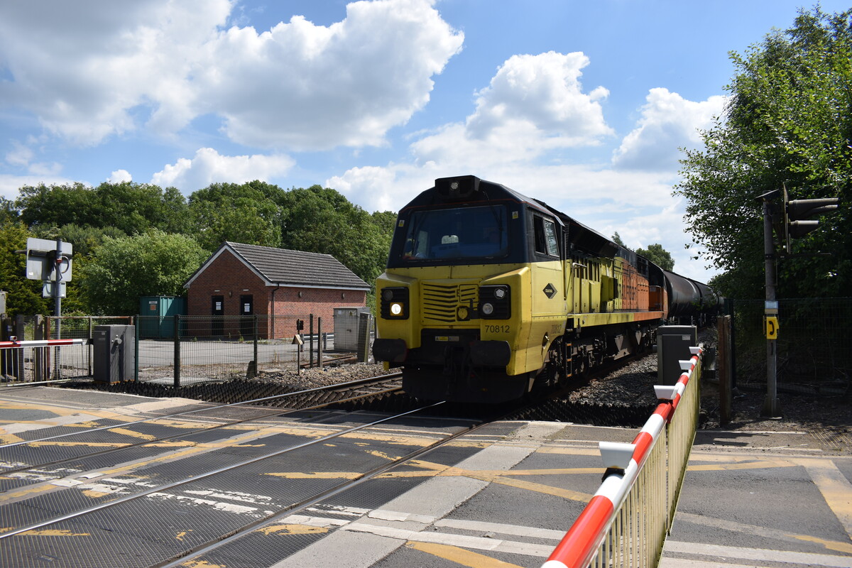 70812 for Lindsey Oil refinery at Ulceby (Paul Carpenter)